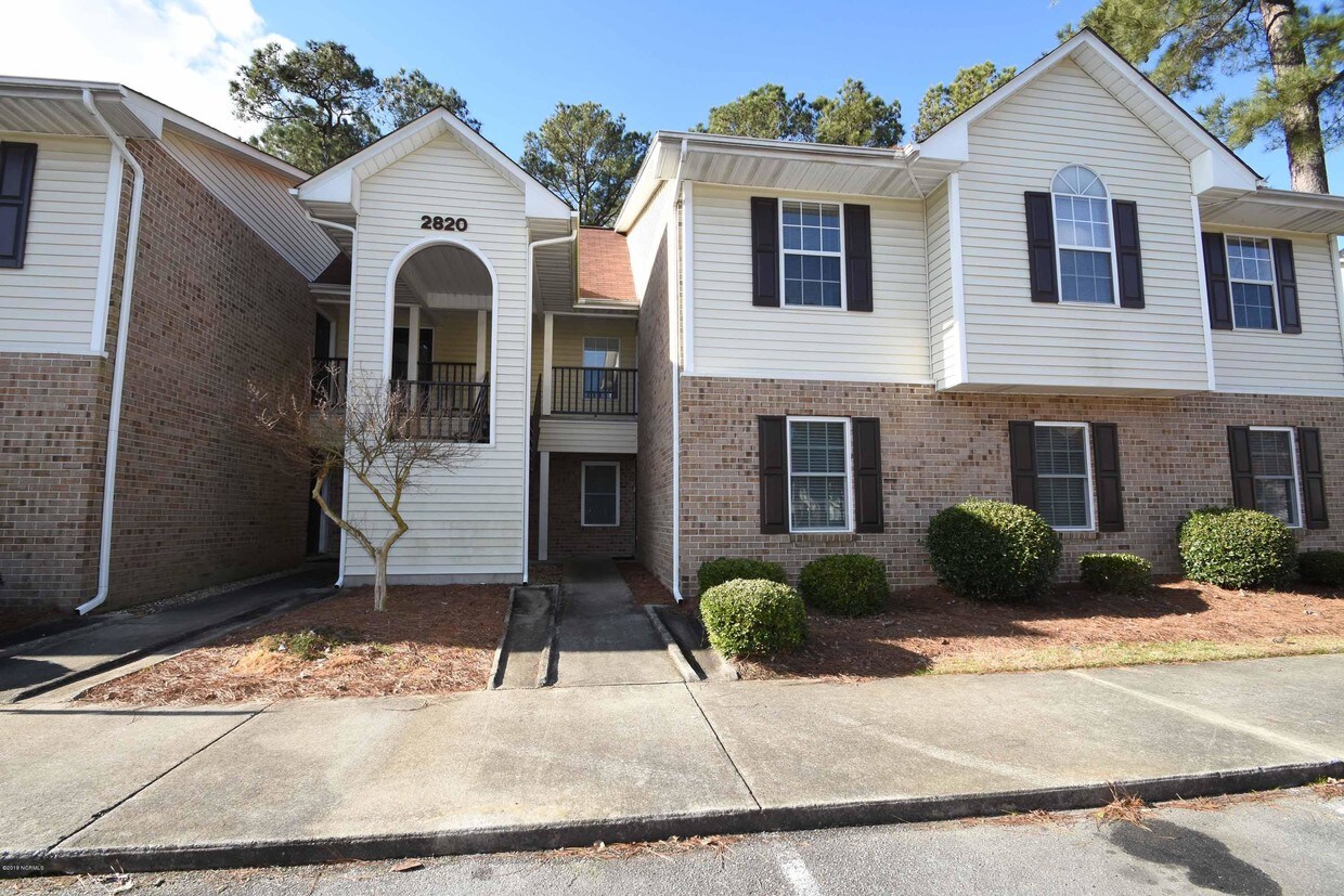 Primary Photo - 2820 Mulberry Ln