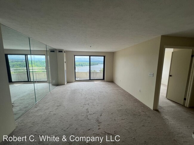 Building Photo - 2 br, 2 bath House - 111 Dekoven Drive, Un...