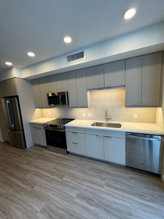 Foto principal - 89 NW 32nd St