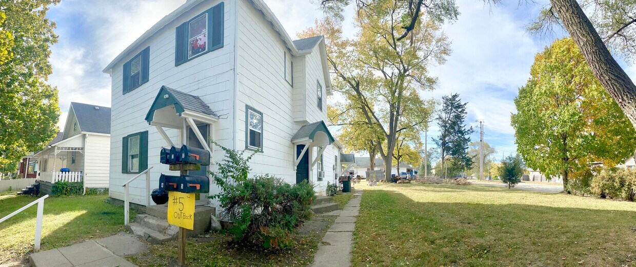 128 N Traub Ave, Indianapolis, IN 46222 Townhome Rentals in Indianapolis IN