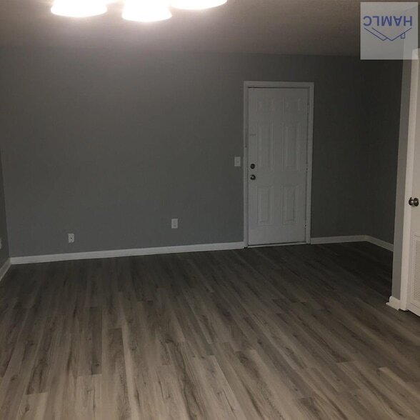 Foto del edificio - 901 Olmstead Dr