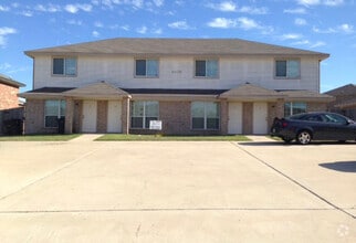 Building Photo - 4408 Mattie Dr