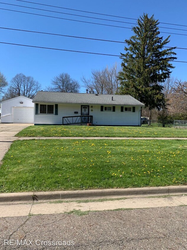Primary Photo - 3 br, 1 bath House - 802 Good Park Blvd