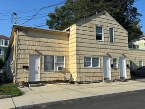 Building Photo - 21 Amity St