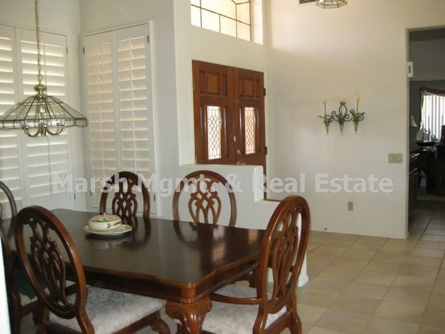 Building Photo - 1844 E Catamaran Dr
