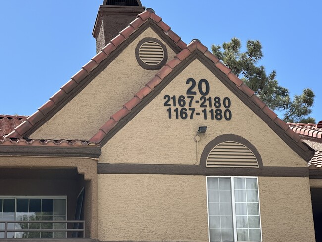 Foto del edificio - 2200 S Fort Apache Rd