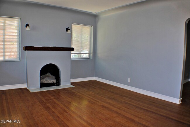 Foto del edificio - 1214 Stockwell Ln
