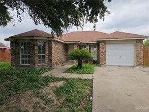 Building Photo - 12 Garnet Dr