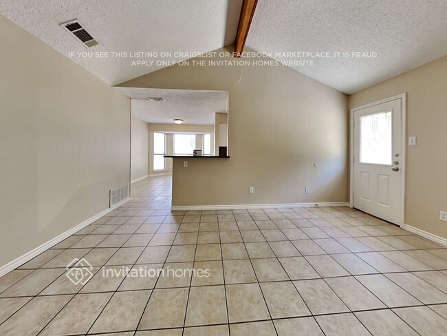 Building Photo - 2512 Bayberry Ln