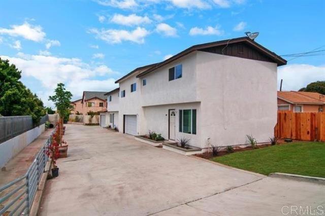 Foto principal - 1070 5th Ave