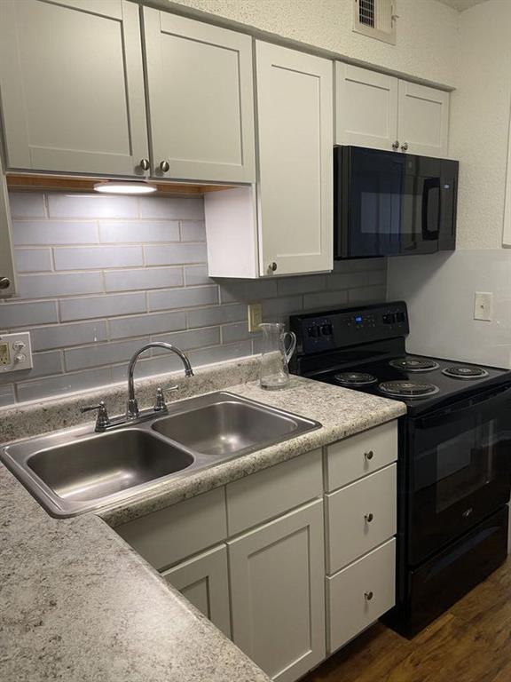 Foto del edificio - 2801 Hemphill Park