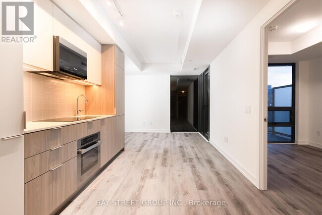 Building Photo - 28 Eastern Ave