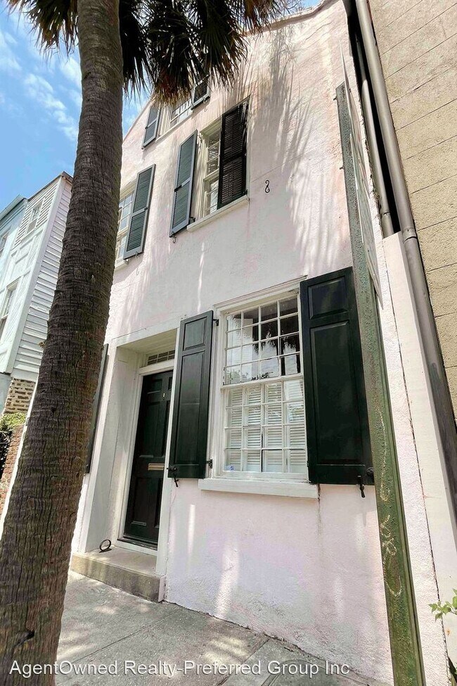 Building Photo - 4 br, 2.5 bath House - 14 Queen Street