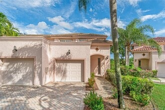 Building Photo - 8050 Aberdeen Dr