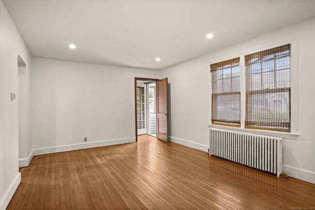 Building Photo - 644 Courtland Ave