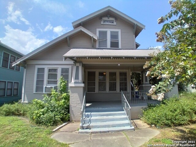 Primary Photo - 419 Queen Anne Ct