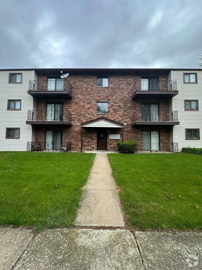 Building Photo - 5160 Thomas Dr