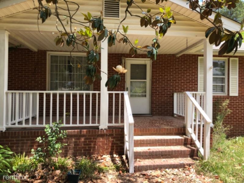 4 br, 2 bath House 2881 Lumpkin Rd House Rental in Augusta, GA
