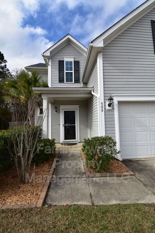 Primary Photo - 500 Stoney Field Drive