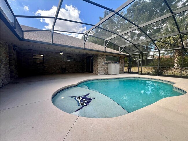 Foto del edificio - 1156 S Carpenter Ave