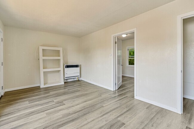 Foto del edificio - 422 E Beach St
