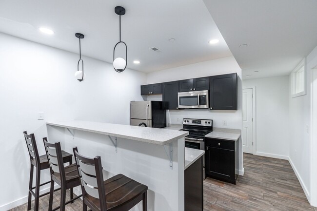 Temple Apartments - Temple Apartments