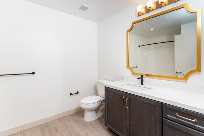 Building Photo - Bolsa Row Apartments