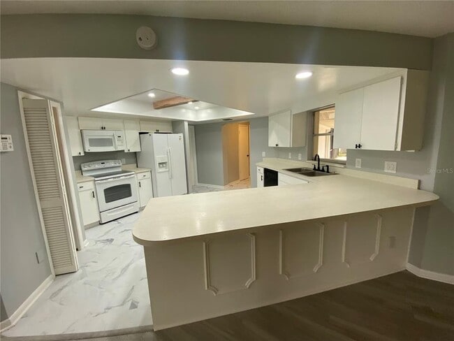 Foto del edificio - 8669 Margavera Dr