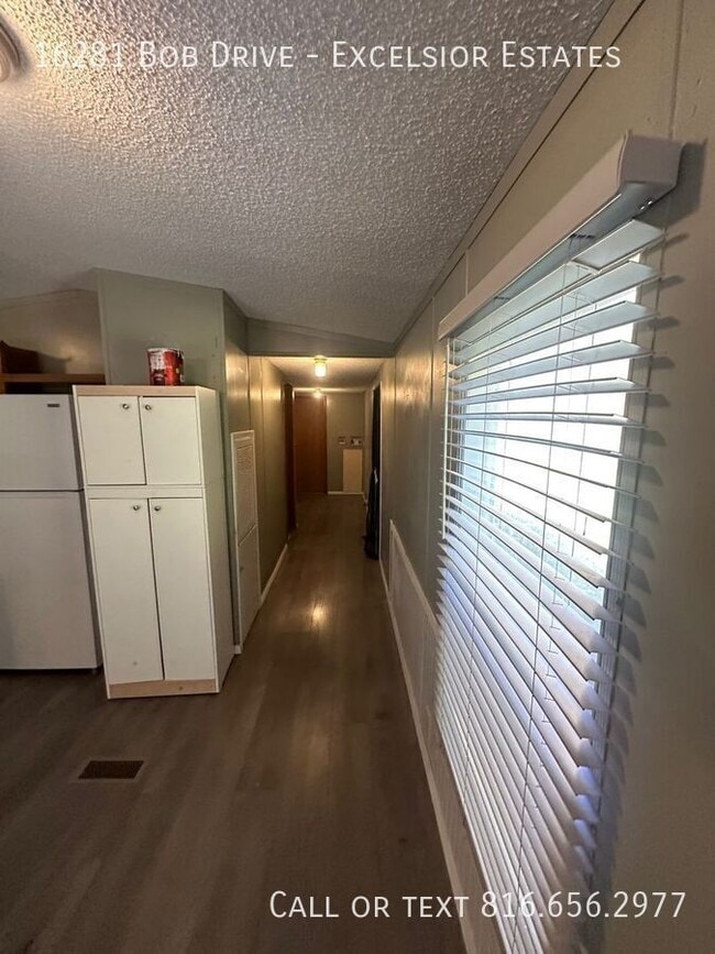 Building Photo - 16281 Bob Dr