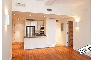 Foto del edificio - 154 W 70th St