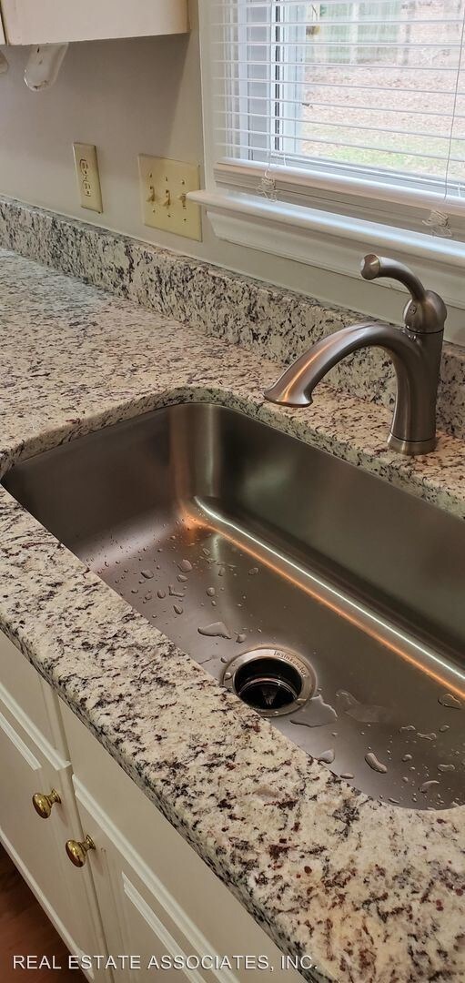 Foto del edificio - 3 br, 2.5 bath House - 5307 Stardust Drive