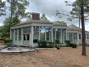 Building Photo - 2225 Airport Rd