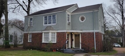 Building Photo - 966 E Fortification St