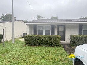Building Photo - 3751 E Olive Rd