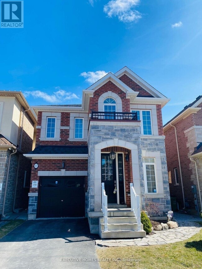 Building Photo - 17 Kempsford Cres