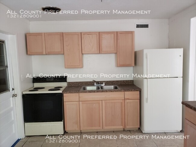 Foto del edificio - Available now