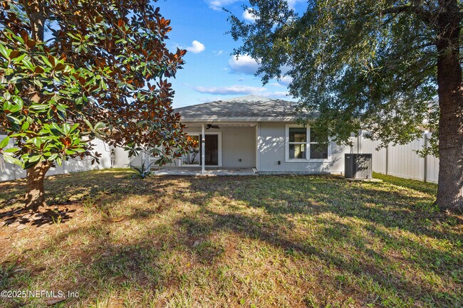 Foto del edificio - 2772 Bluff Estate Way