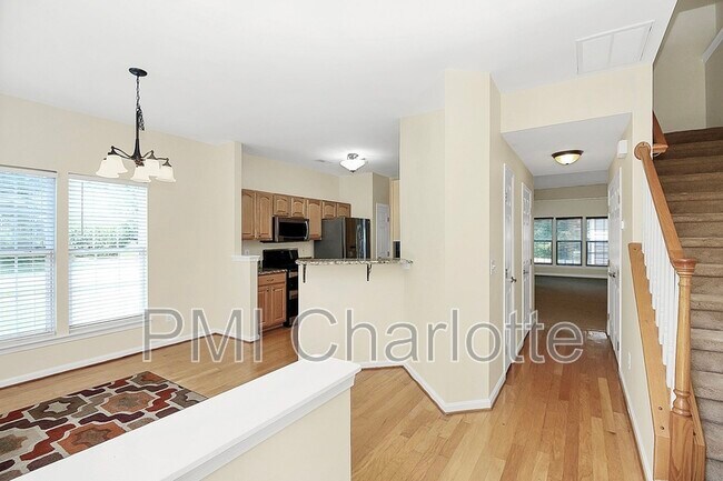 Foto del edificio - 12144 Cane Branch Way
