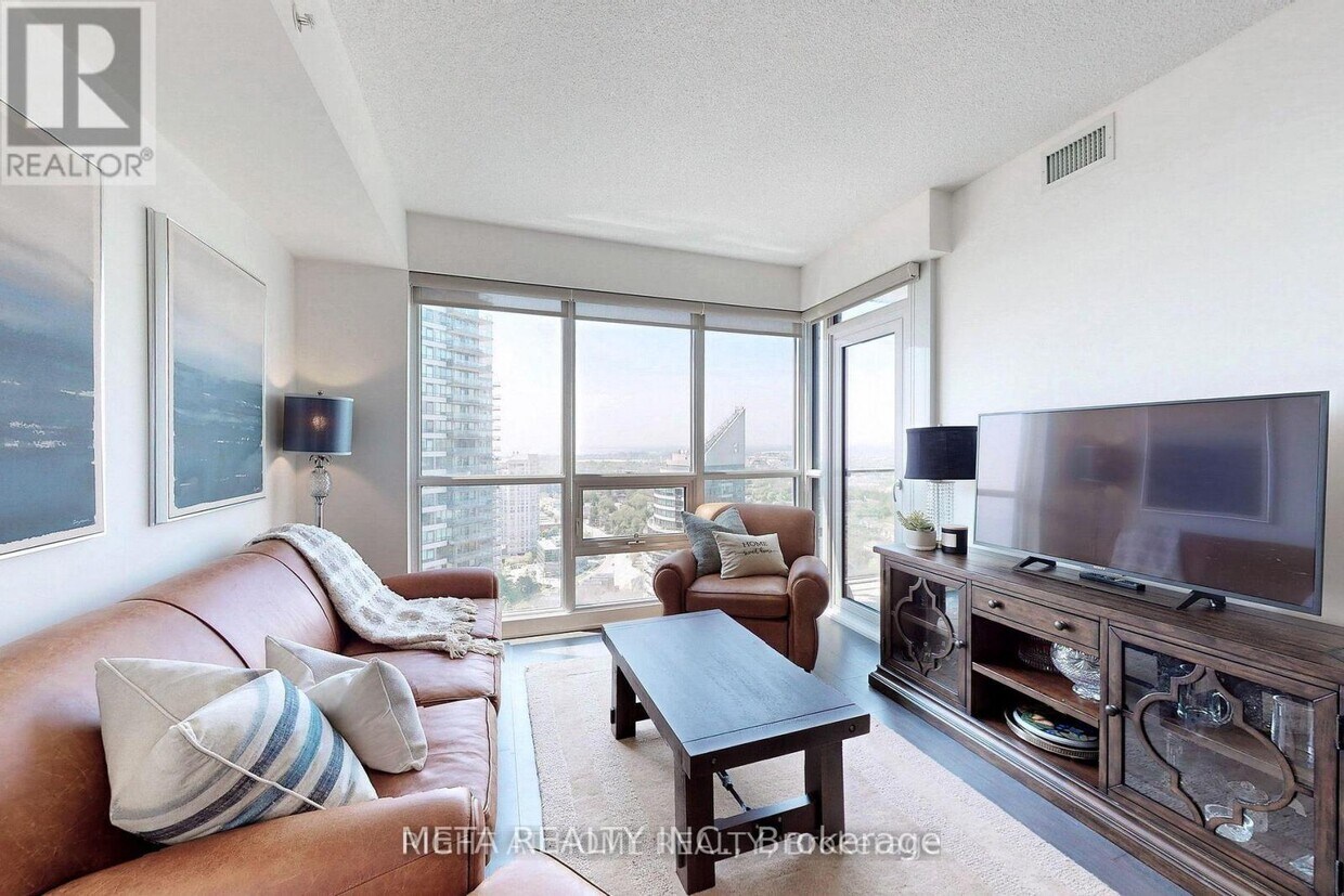 Photo principale - 2212-2212 Lake Shore Blvd W