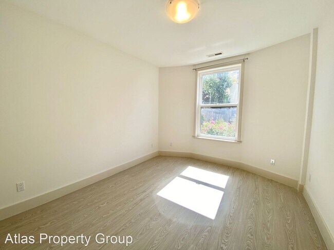 Building Photo - 1435-1439 Hyde St