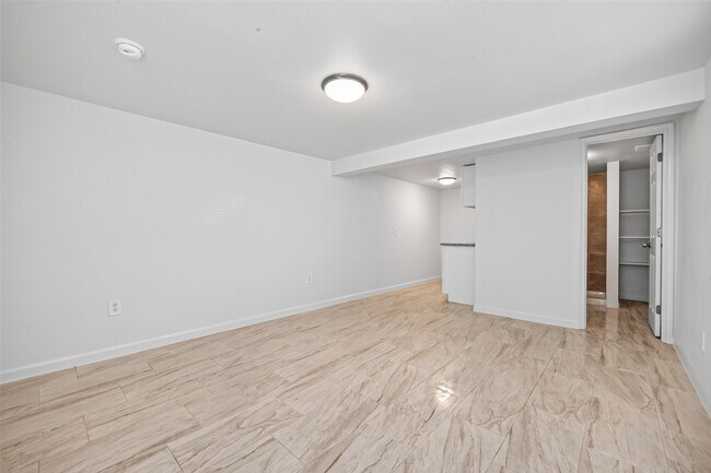 Foto del edificio - 4901 Stimson St