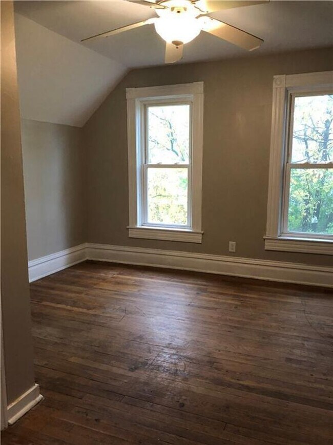 Foto del edificio - 1145 Bellevue Ave