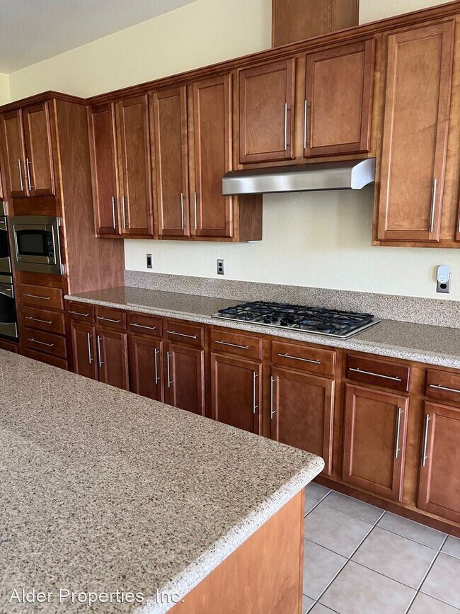 Foto del edificio - 3 br, 3 bath House - 1780 Laurel Ridge Dr