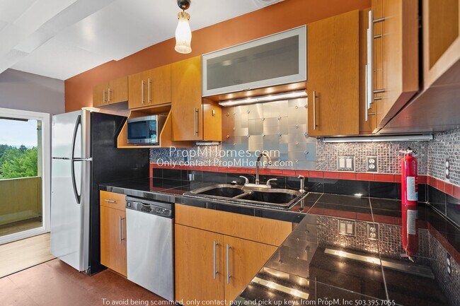 Foto del edificio - Two Bedroom North Tabor Condo with Great Views!