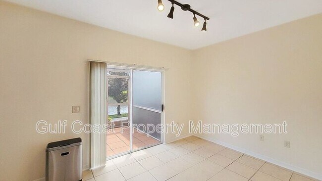 Foto del edificio - 7765 Plantation Cir