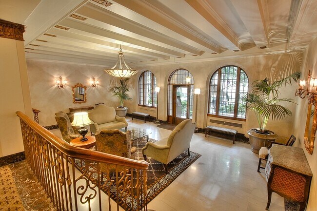 The Gainsborough foyer - 1017 Minor Ave