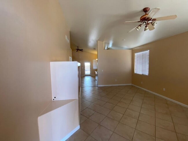 Building Photo - 7716 S Lions Spring Way