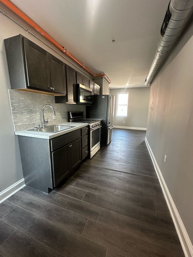 Photo - 1914 Rowan St Apartment