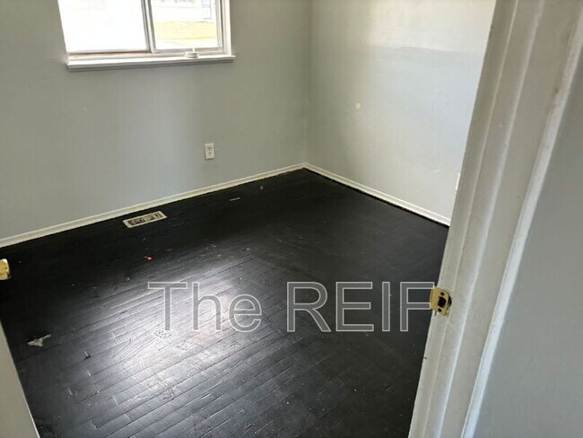 Foto del edificio - 6203 Hilton Ln