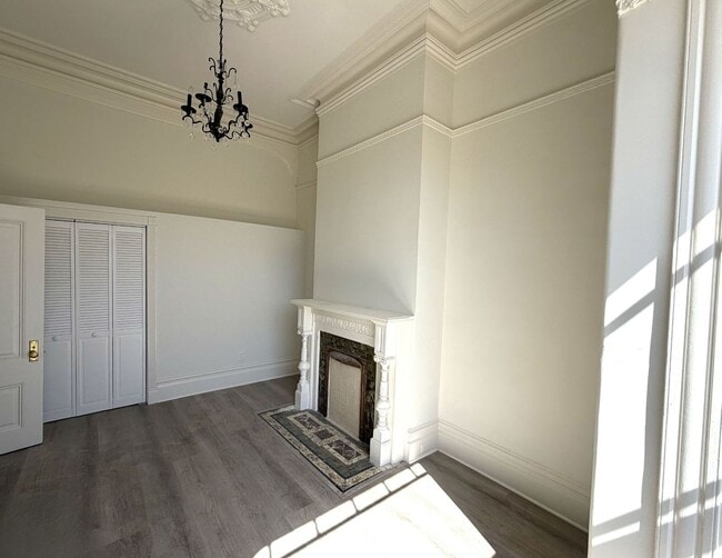 Building Photo - 1914 Golden Gate Ave